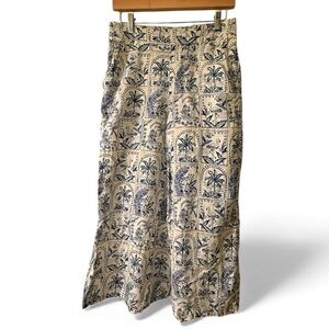 Welcome Spring! C&C California Blue & White 100% Linen Wide Leg Pants